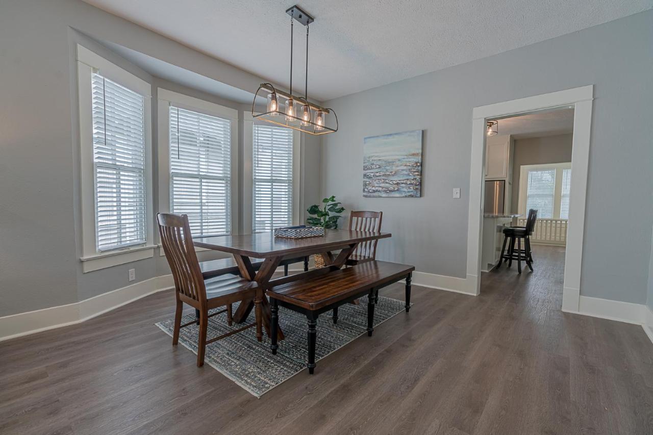 Uptown Cottage Newly Updated Home Near The Strand Galveston Harbor And Utmb Eksteriør bilde