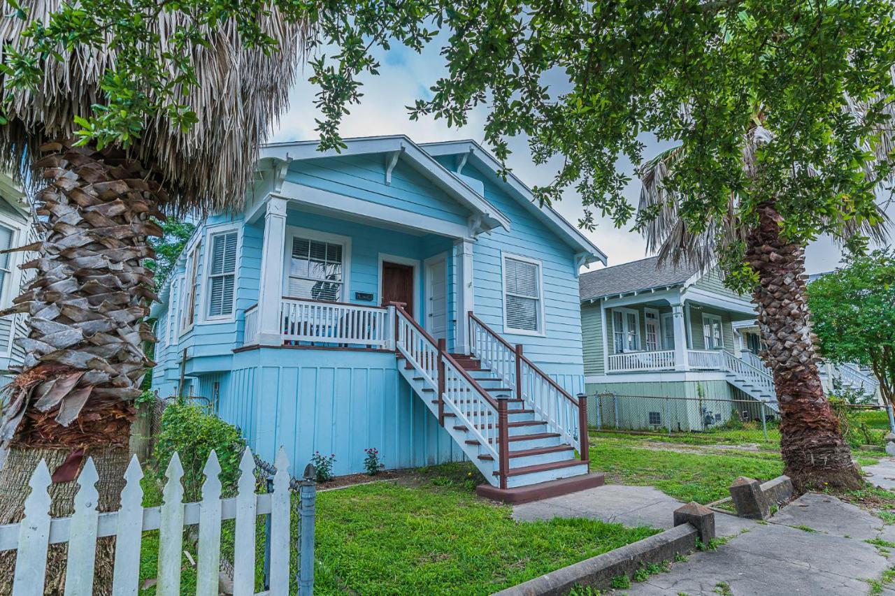 Uptown Cottage Newly Updated Home Near The Strand Galveston Harbor And Utmb Eksteriør bilde