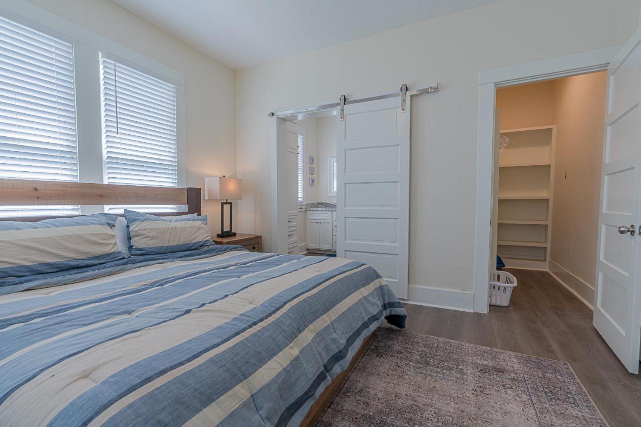 Uptown Cottage Newly Updated Home Near The Strand Galveston Harbor And Utmb Eksteriør bilde